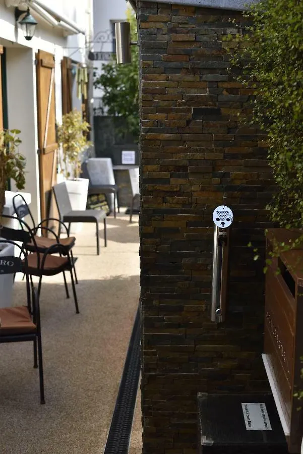 La Coloniale Apartment Saint-Malo 0*,